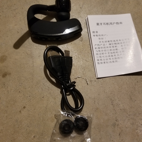 Bluetooth Airphone - Picture 3 of 3